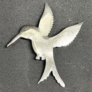 VTG HUMMINGBIRD BROOCH